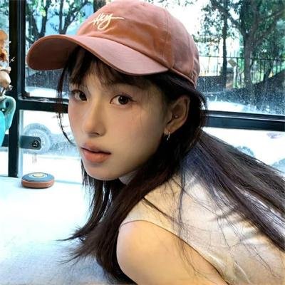 伴游女王